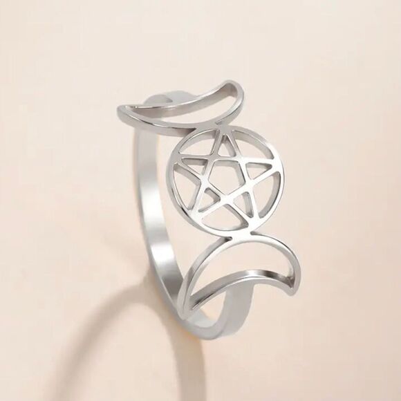 Triple Moon Goddess Pentagram Silver Ring Sz 9 - Picture 1 of 4